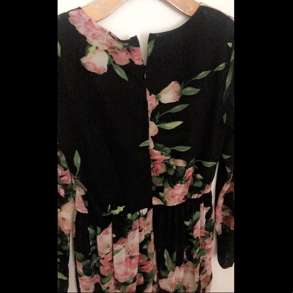 Floral romper - Picture 5 of 9